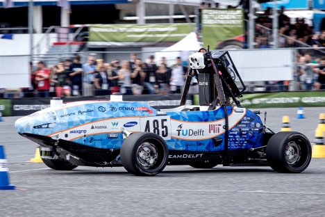 El equipo de la Universidad Tecnológica de MIT-Delft ocupa el tercer lugar en la competencia no tripulada Formula Student Germany