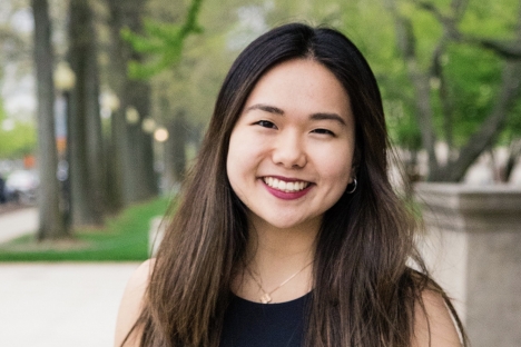 Conozca a los bilingües del MIT: Claudia Chen & # 39; 20 combina campos creativos, humanísticos y técnicos